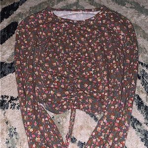 Floral long sleeve crop top